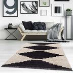 Black and Ivory Modern Diamond Design Area Rug (6' x 9')