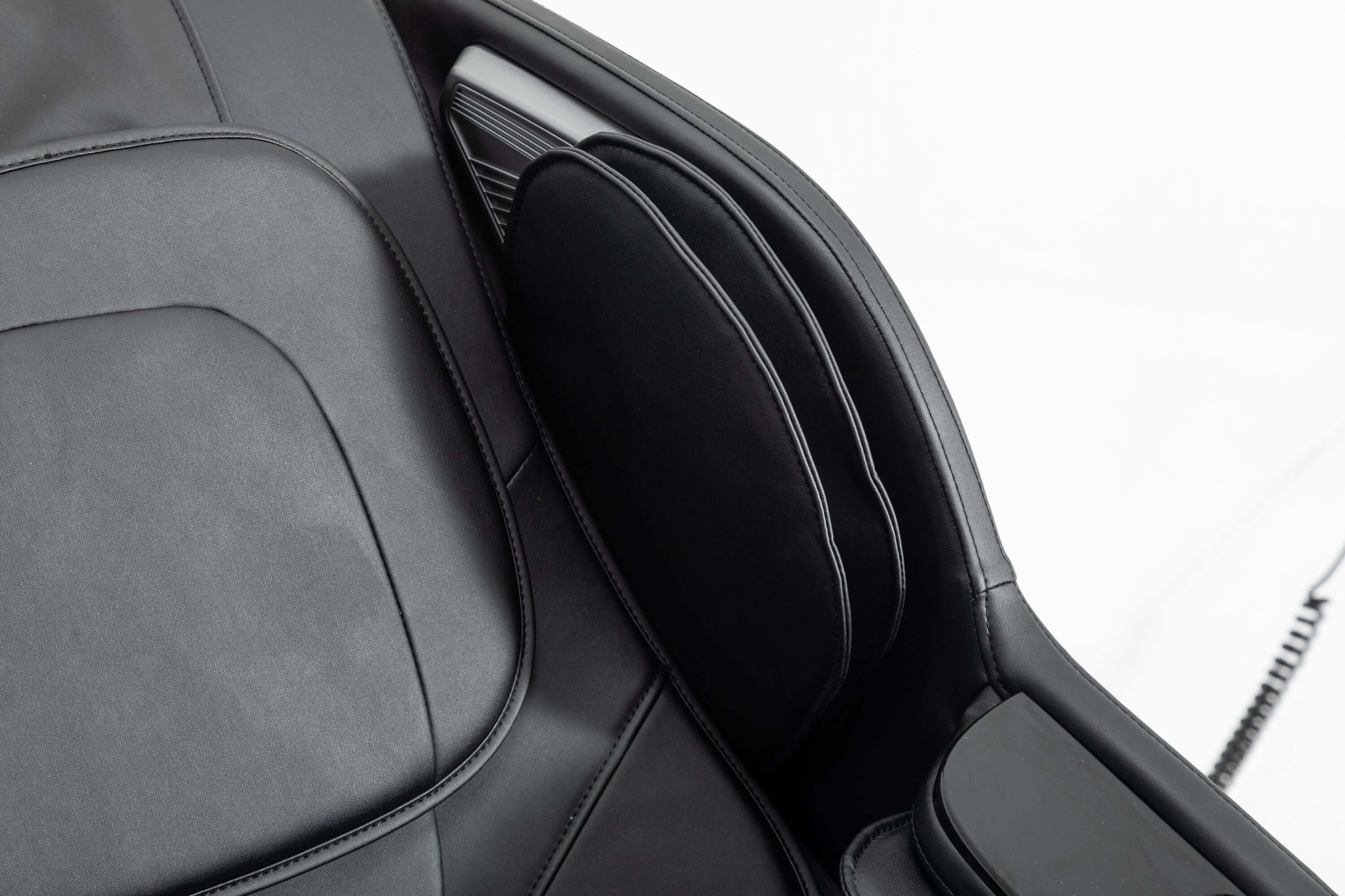 Full Body Zero Gravity Massage Chair with SL-Track and Back Heating